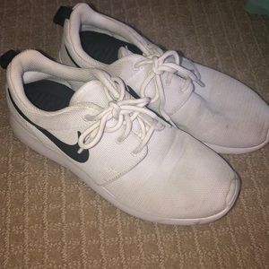 White Nike’s